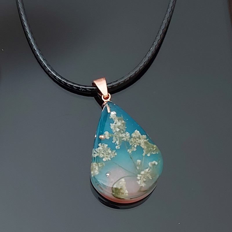 Collier goutte d'eau fleurie